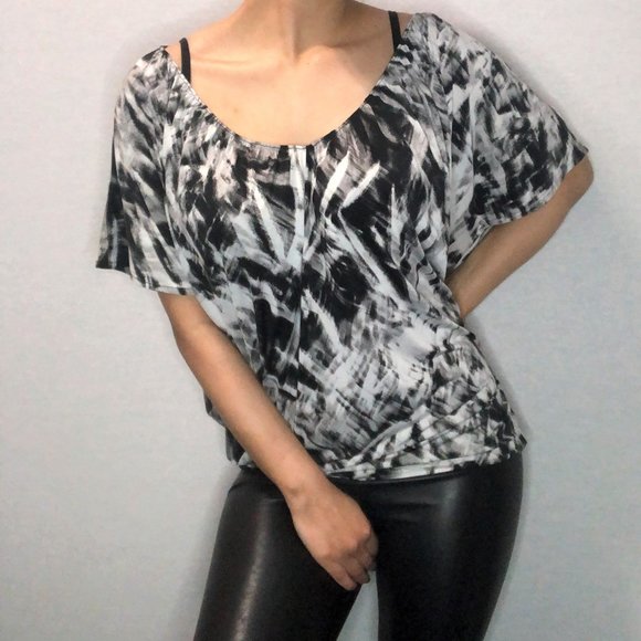 GUESS Black & White Marble Print Cold Shoulder Blouse - Picture 1 of 8